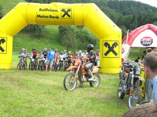 Foto auf 26.07.2025 - Kirchschlag i.d.b.W. (NÖ) - Kombi